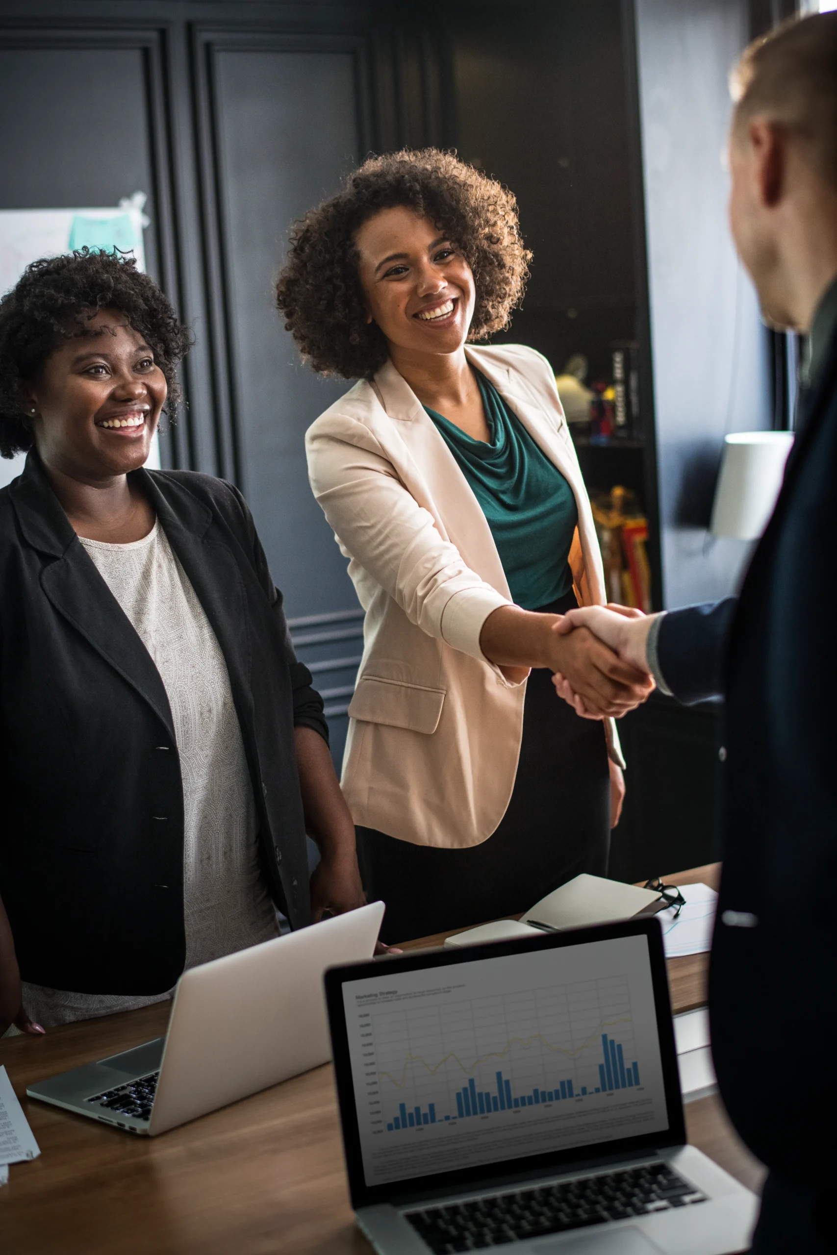 business-professionals-shaking-hands-in-office-set-2026-03-18-09-55-03-utc